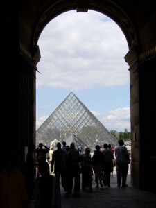 french study abroad the louvre