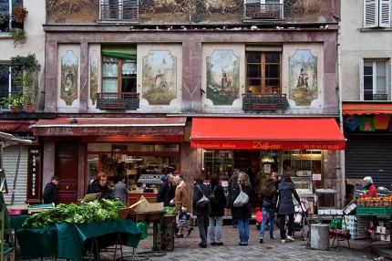 Rue Mouffetard [Photo Credit: Flickr User besopha, CC BY 2.0]